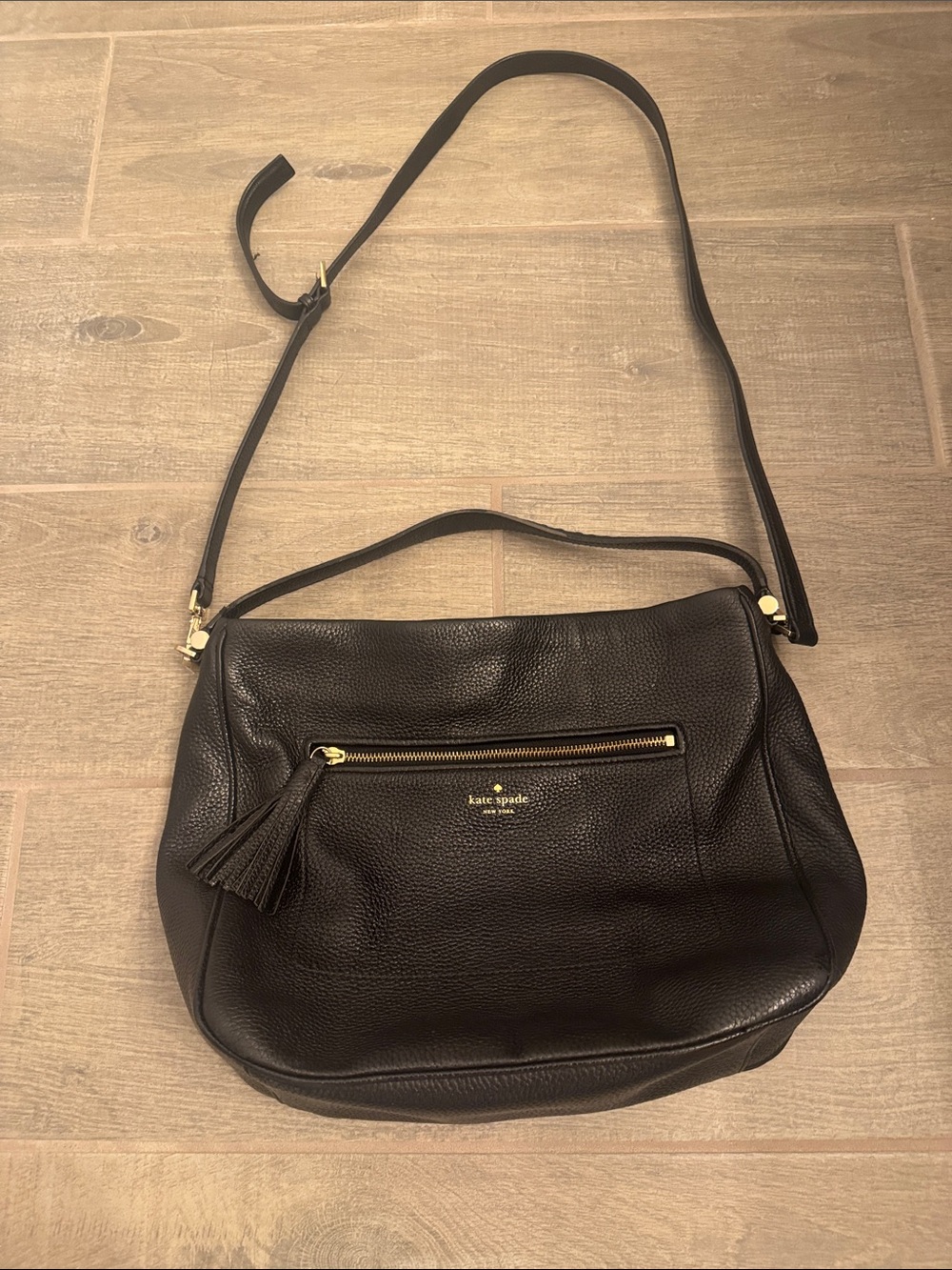 Kate Spade Chester Street Michaela Leather Hobo..PRISTINE CONDITION - Picture 9 of 10